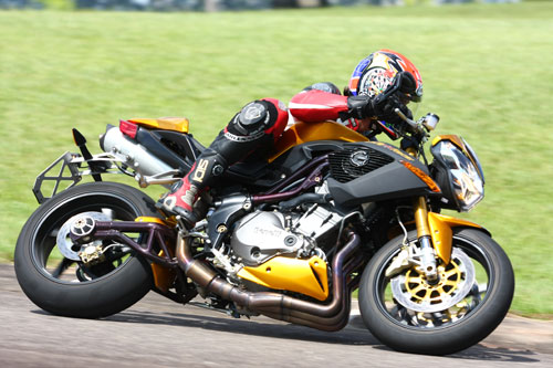 benelli-1130CR-abre.jpg