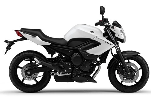 Yamaha renova a naked XJ6